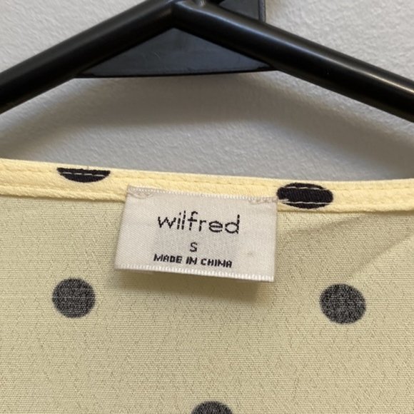 ❗️SOLD❗️Wilfred Polka Dot Prairie Blouse Size S - Picture 6 of 9